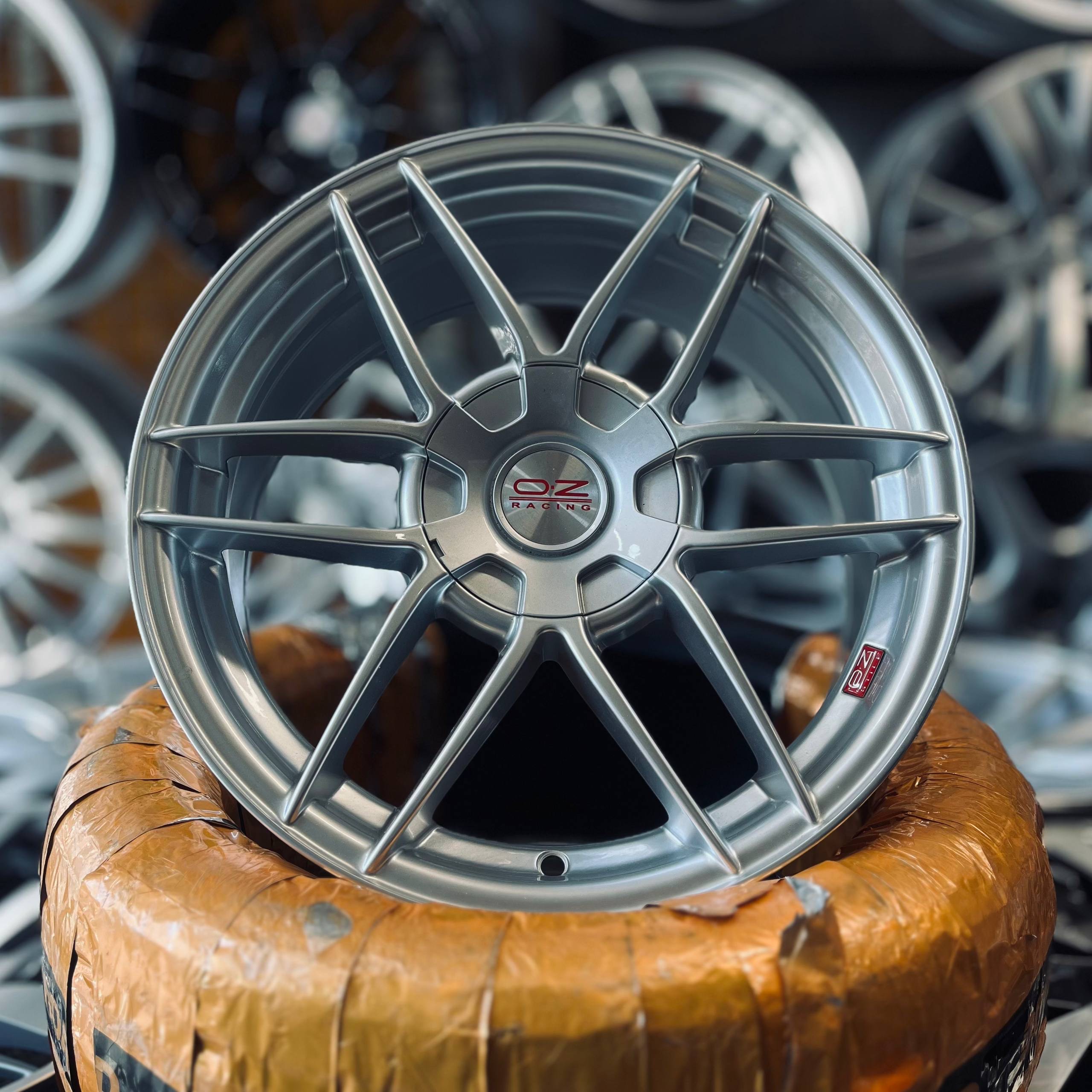 رینگ OZ Racing اوزد سینفونیا سایز 16 نقرهای